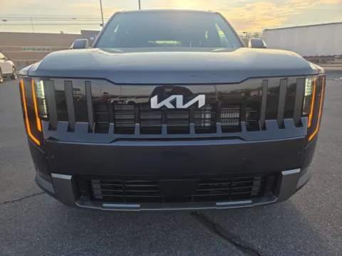More photos of 2027 Kia Telluride S AWD at Outten Kia, PA