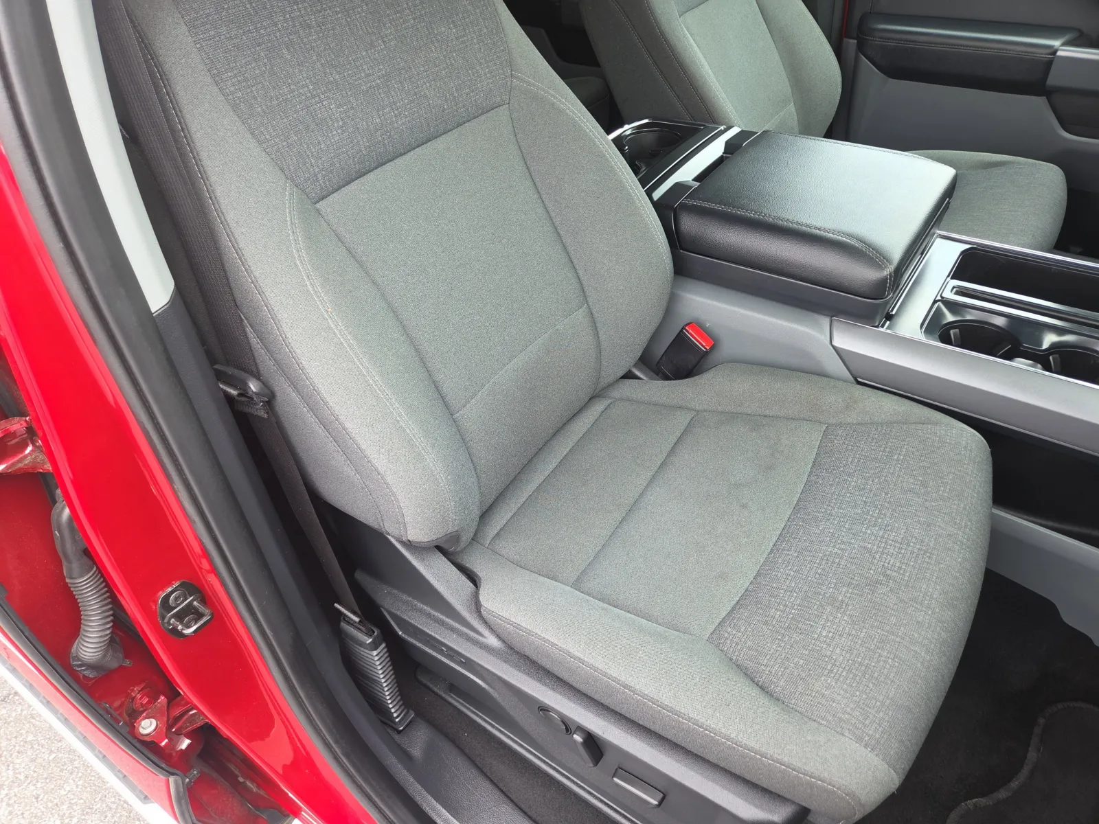 2024 Ford F-150 XLT - Photo 16