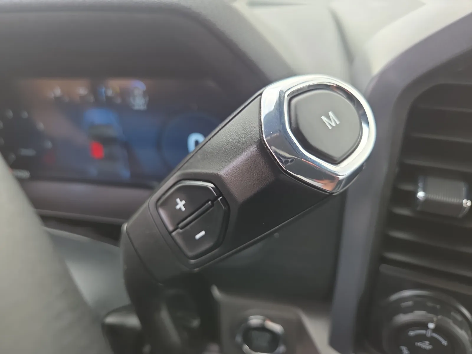 2024 Ford F-150 XLT - Photo 28