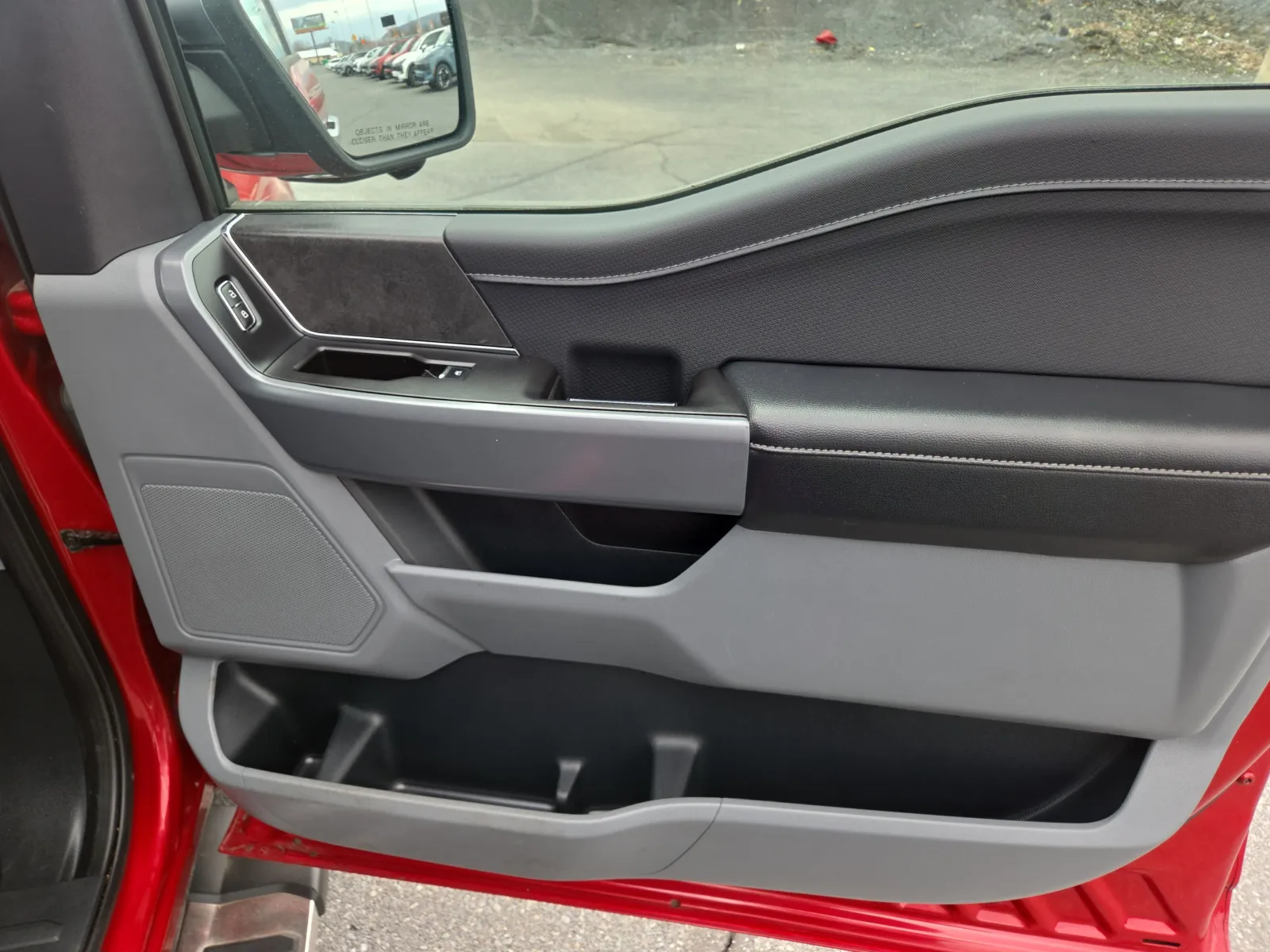 2024 Ford F-150 XLT - Photo 17