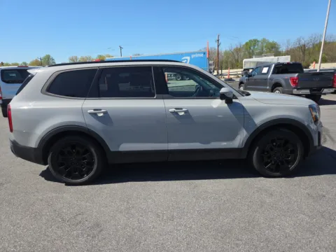 Photos of 2021 Kia Telluride EX AWD for sale in Hamburg, PA at Outten Kia