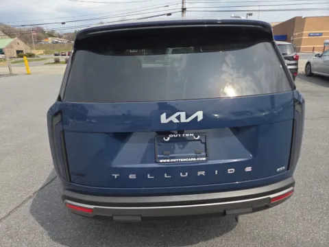 Another view of 2027 Kia Telluride S AWD for sale in Hamburg, PA at Outten Kia