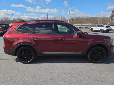 Photos of 2023 Kia Telluride SX Prestige X-Line AWD for sale in Hamburg, PA at Outten Kia