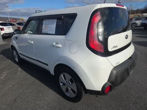 More photos of 2014 Kia Soul at Outten Kia, PA