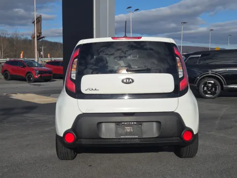 More photos of 2014 Kia Soul at Outten Kia, PA