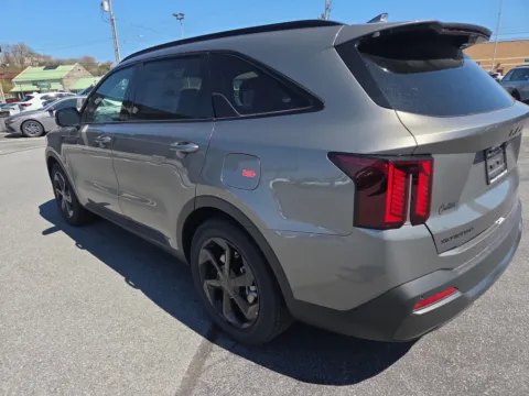 More photos of 2026 Kia Sorento Hybrid X-Line SX Prestige AWD at Outten Kia, PA