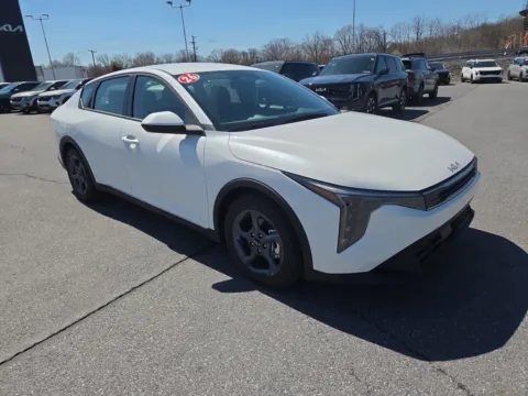 White 2026 Kia K4 LXS for sale in Hamburg, PA