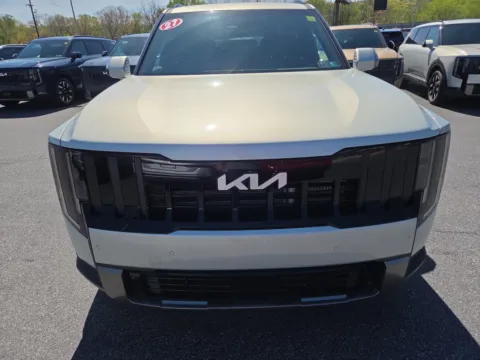 More photos of 2027 Kia Telluride S AWD at Outten Kia, PA