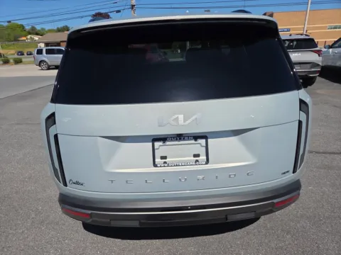 Another view of 2027 Kia Telluride S AWD for sale in Hamburg, PA at Outten Kia