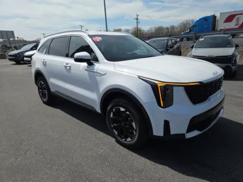 White 2026 Kia Sorento S AWD for sale in Hamburg, PA