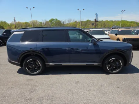 Photos of 2027 Kia Telluride EX AWD for sale in Hamburg, PA at Outten Kia