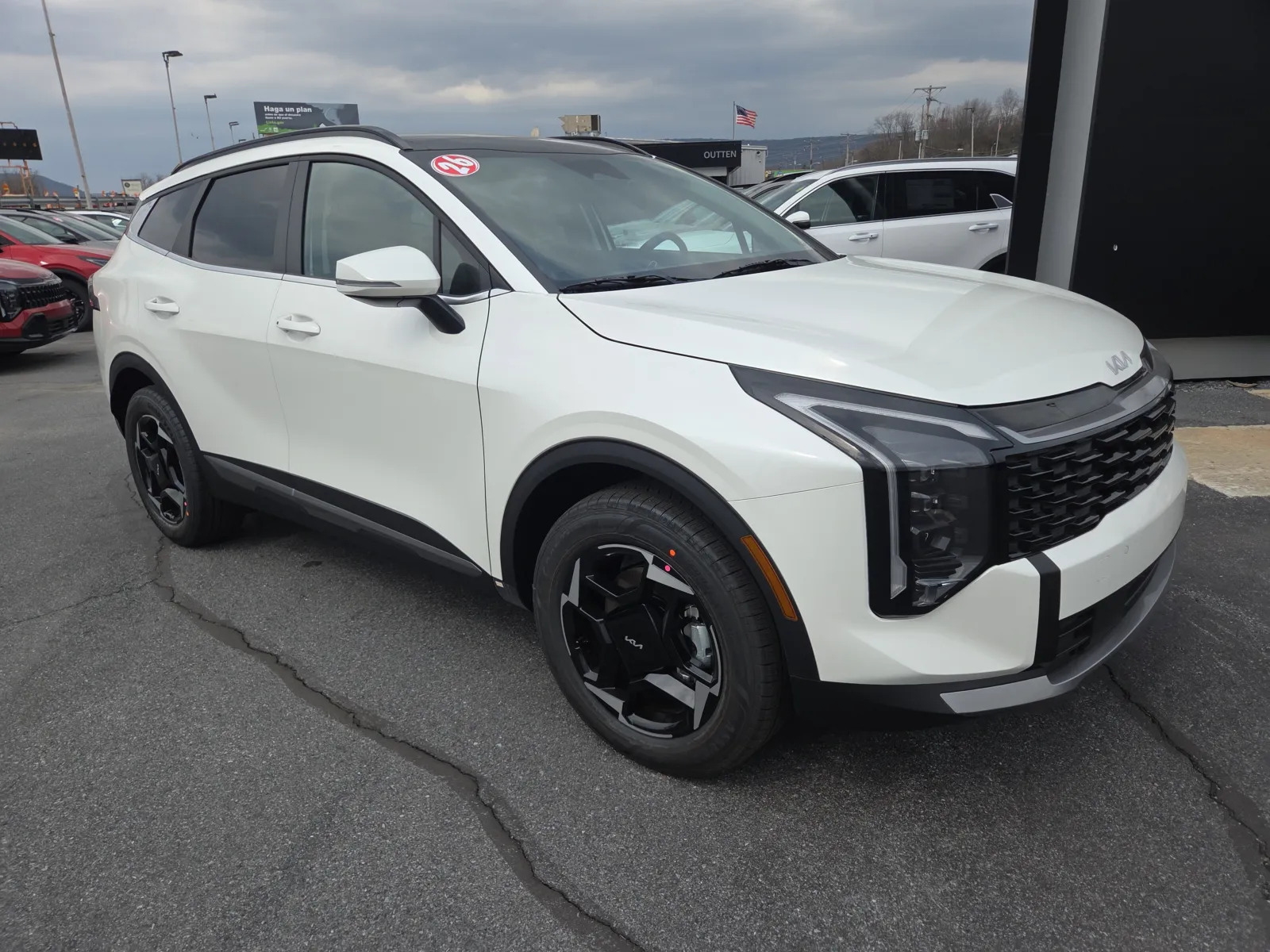 White 2026 Kia Sportage Hybrid EX AWD for sale in Hamburg, PA