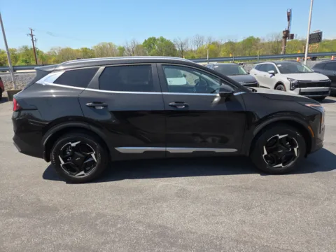 Photos of 2026 Kia Sportage Hybrid EX AWD for sale in Hamburg, PA at Outten Kia