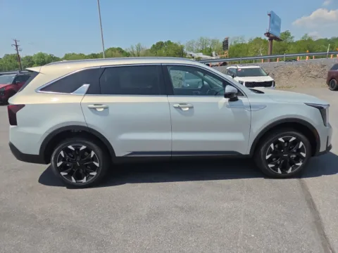 Photos of 2026 Kia Sorento EX AWD for sale in Hamburg, PA at Outten Kia