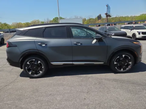 Photos of 2026 Kia Sportage Hybrid SX-Prestige AWD for sale in Hamburg, PA at Outten Kia
