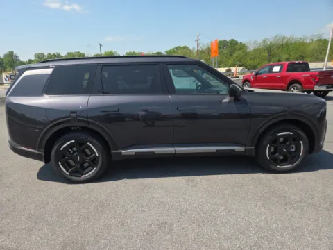 Photos of 2027 Kia Telluride EX for sale in Hamburg, PA at Outten Kia