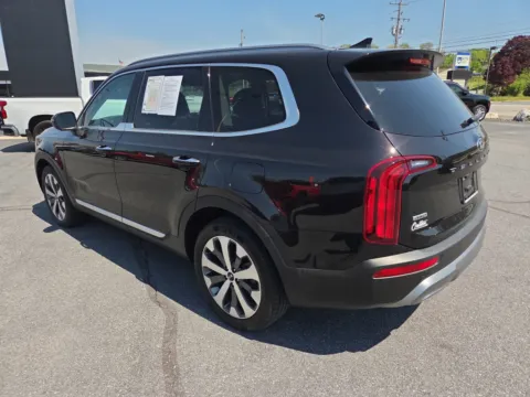More photos of 2021 Kia Telluride S AWD at Outten Kia, PA