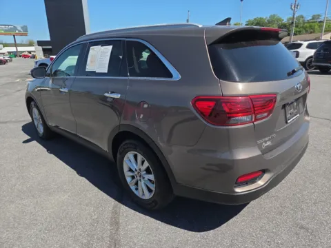 More photos of 2019 Kia Sorento LX AWD at Outten Kia, PA