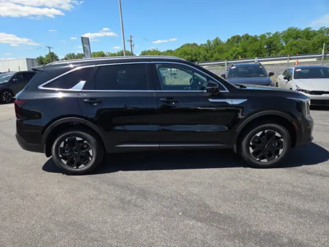 Photos of 2026 Kia Sorento S AWD for sale in Hamburg, PA at Outten Kia