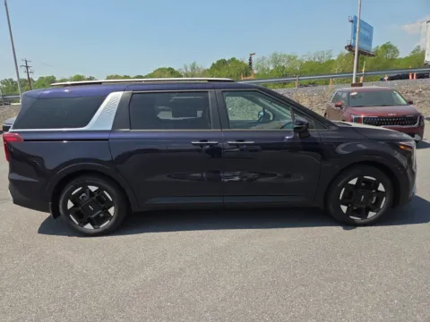 Photos of 2026 Kia Carnival EX for sale in Hamburg, PA at Outten Kia