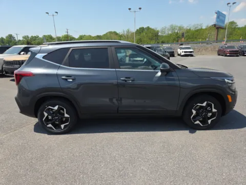 Photos of 2026 Kia Seltos EX AWD for sale in Hamburg, PA at Outten Kia