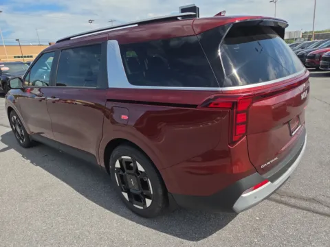More photos of 2026 Kia Carnival EX at Outten Kia, PA