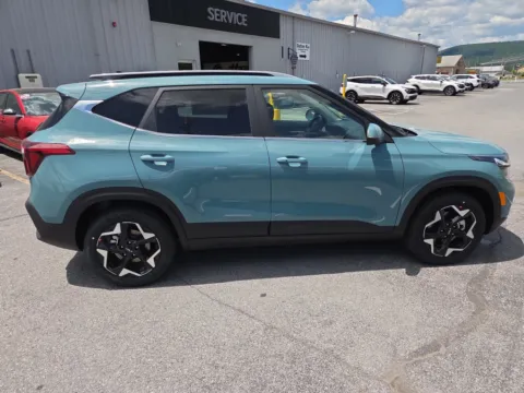 Photos of 2026 Kia Seltos EX AWD for sale in Hamburg, PA at Outten Kia