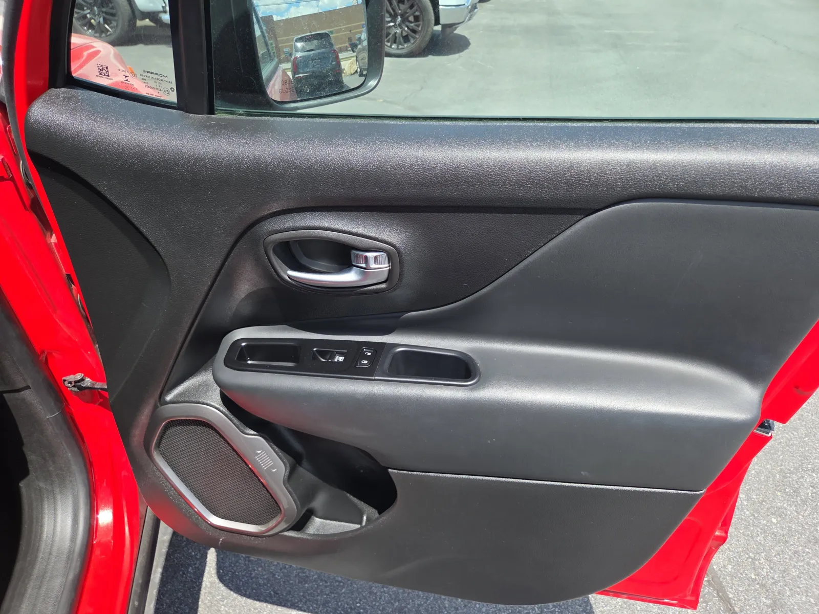 2022 Jeep Renegade Latitude - Photo 17