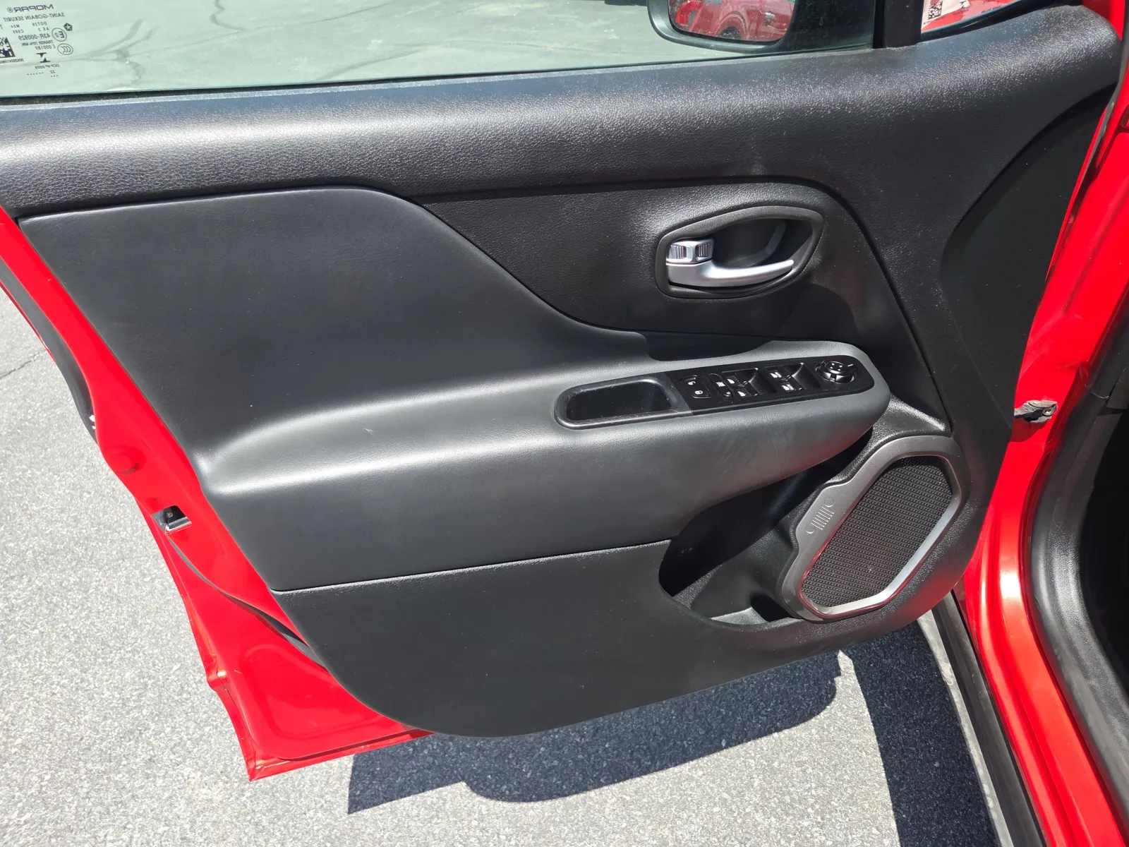 2022 Jeep Renegade Latitude - Photo 14