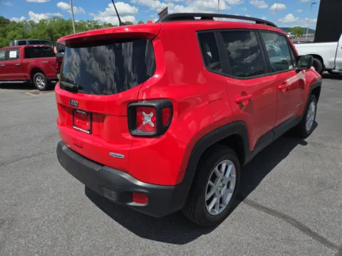 Another view of 2022 Jeep Renegade Latitude for sale in Hamburg, PA at Outten Kia