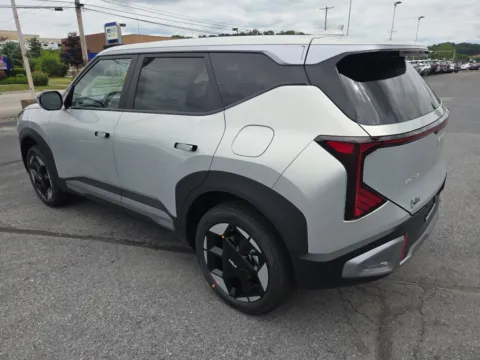 More photos of 2027 Kia Seltos S AWD at Outten Kia, PA