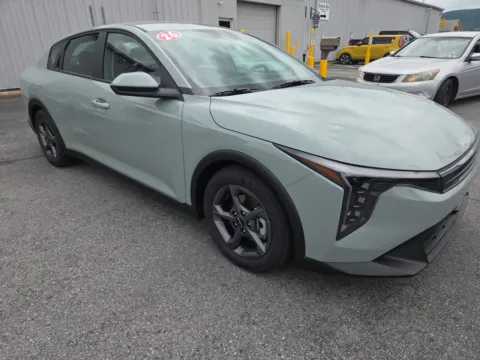 Gray 2026 Kia K4 LXS for sale in Hamburg, PA