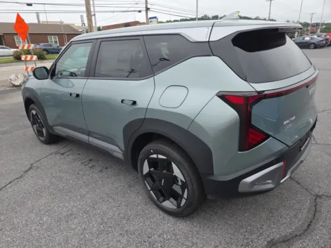 More photos of 2027 Kia Seltos S AWD at Outten Kia, PA