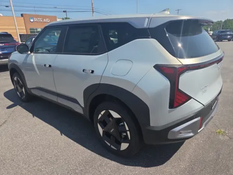 More photos of 2027 Kia Seltos S AWD at Outten Kia, PA