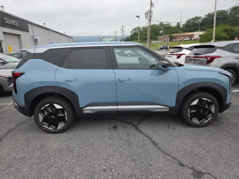 Photos of 2027 Kia Seltos S AWD for sale in Hamburg, PA at Outten Kia