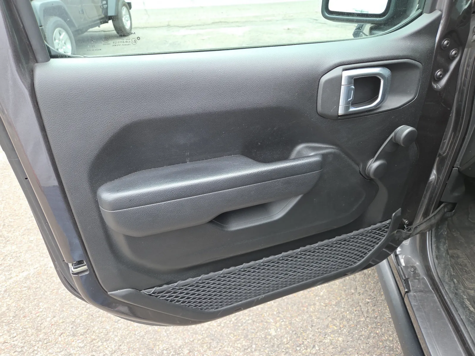 2023 Jeep Wrangler 4-Door Willys - Photo 10