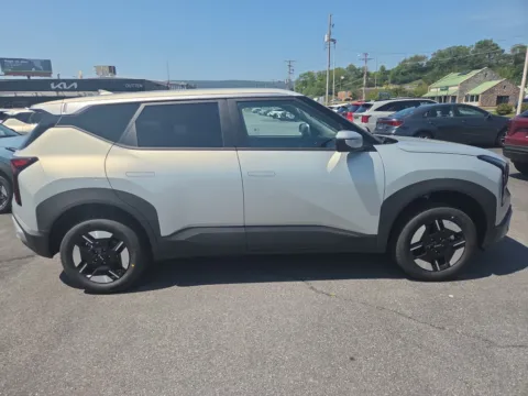 Photos of 2027 Kia Seltos LX AWD for sale in Hamburg, PA at Outten Kia