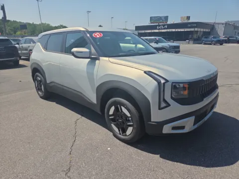Silver 2027 Kia Seltos LX AWD for sale in Hamburg, PA