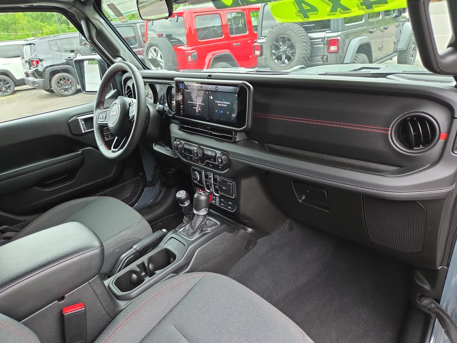 2024 Jeep Wrangler 4-Door Rubicon - Photo 18