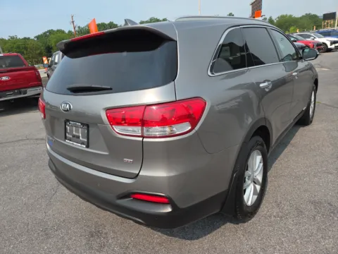 Another view of 2017 Kia Sorento LX AWD for sale in Hamburg, PA at Outten Kia
