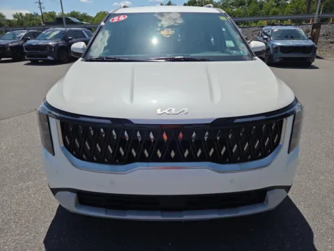 More photos of 2026 Kia Carnival EX at Outten Kia, PA