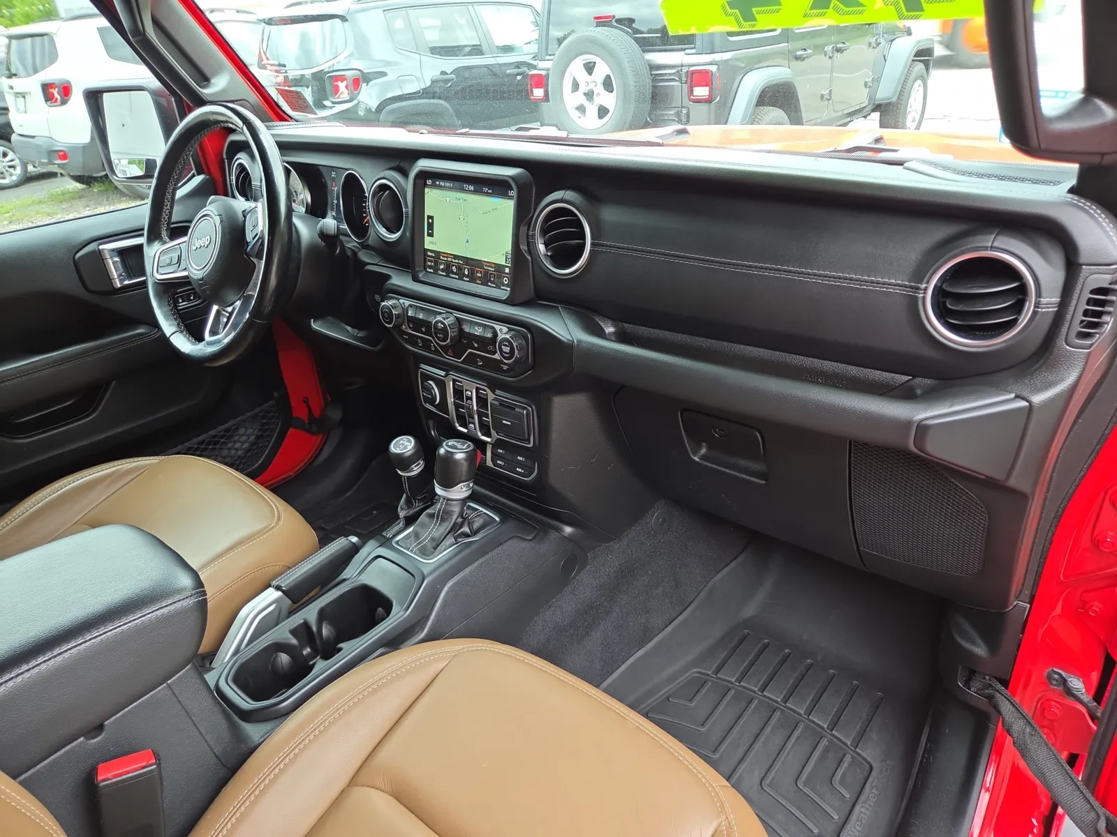 2021 Jeep Wrangler Unlimited Sahara - Photo 18