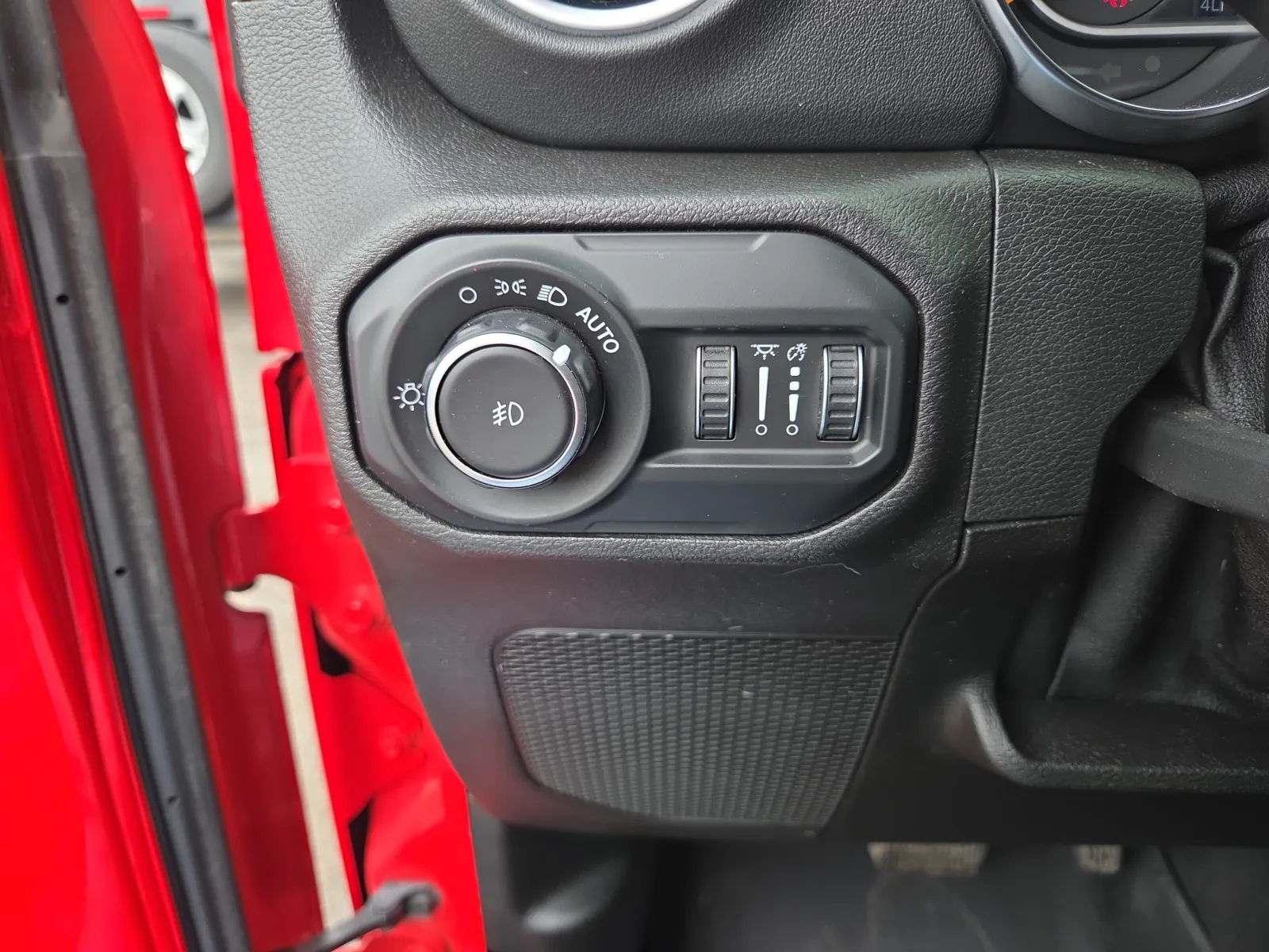 2021 Jeep Wrangler Unlimited Sahara - Photo 29