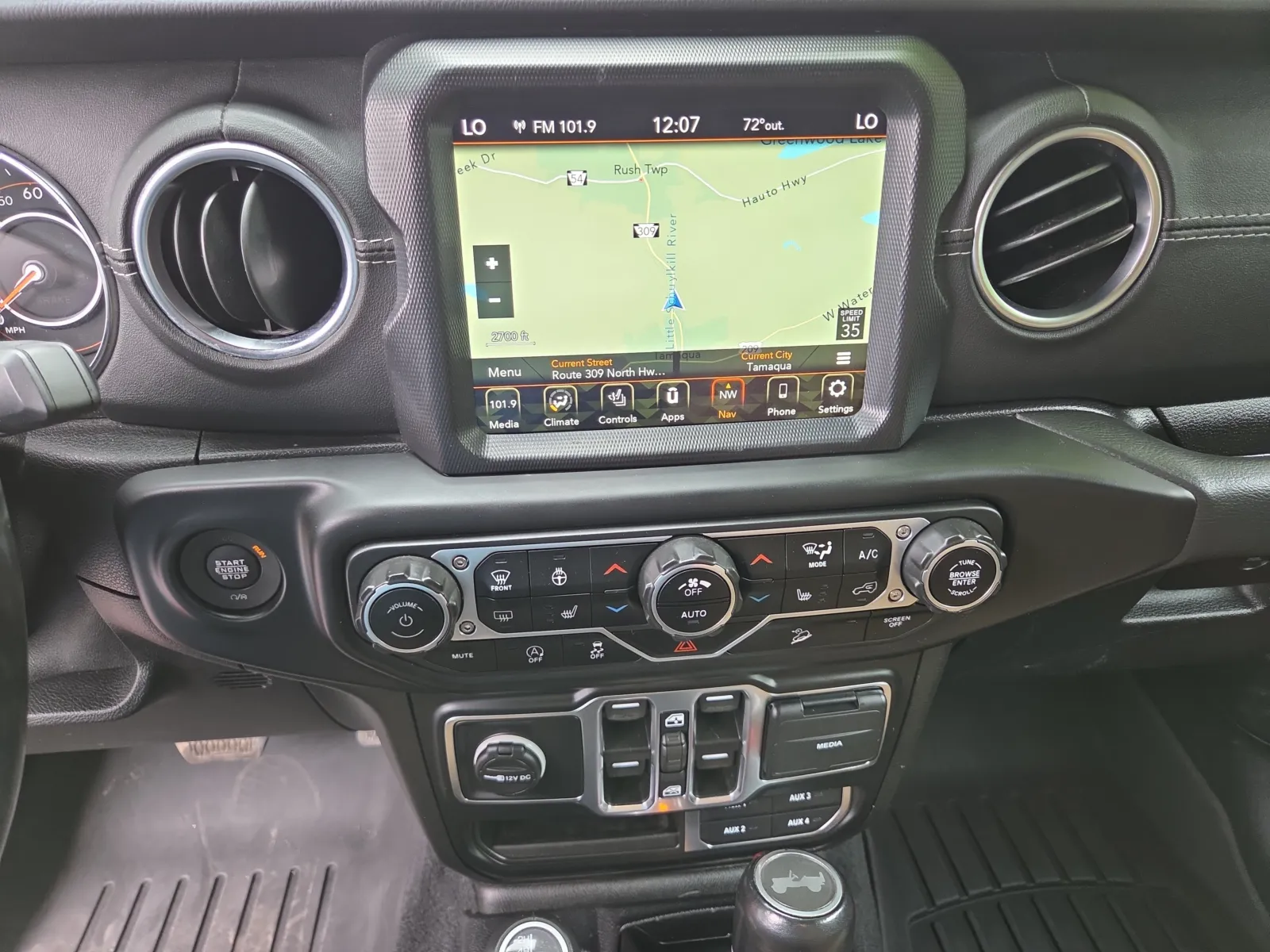 2021 Jeep Wrangler Unlimited Sahara - Photo 25