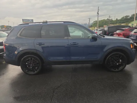 Photos of 2024 Kia Telluride EX for sale in Hamburg, PA at Outten Kia
