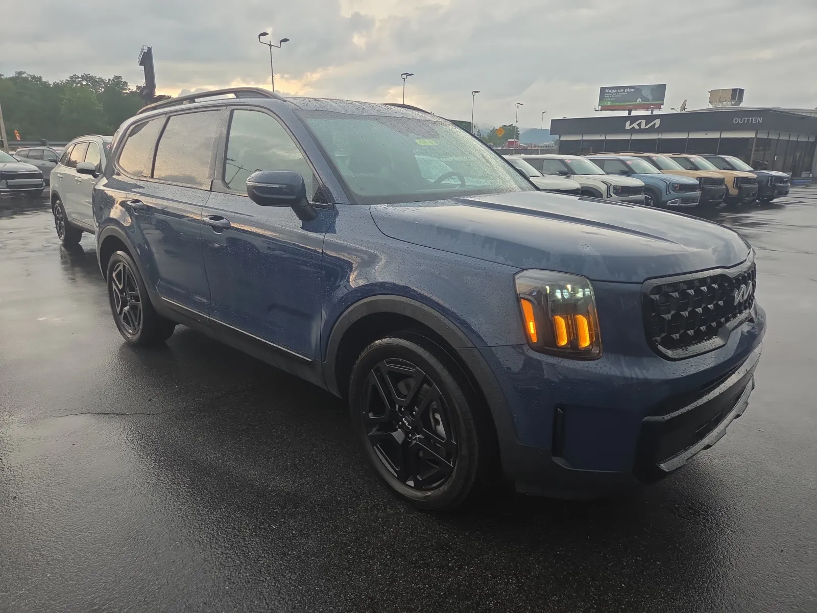 Blue 2024 Kia Telluride EX for sale in Hamburg, PA