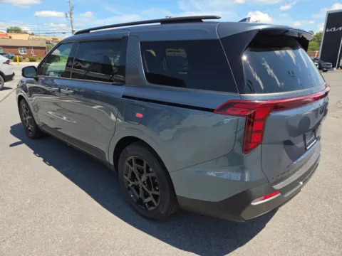 More photos of 2027 Kia Carnival SX at Outten Kia, PA