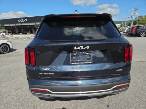 More photos of 2023 Kia Sorento Plug-In Hybrid SX Prestige AWD at Outten Kia, PA