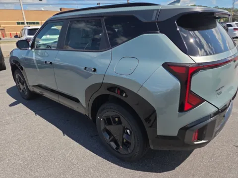 More photos of 2027 Kia Seltos X-Line S AWD at Outten Kia, PA