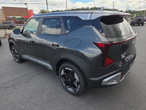 More photos of 2027 Kia Seltos S AWD at Outten Kia, PA
